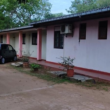 Isuruma Rest Kataragama Zewnętrze zdjęcie